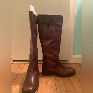 Steve Madden Leather Boots, never worn